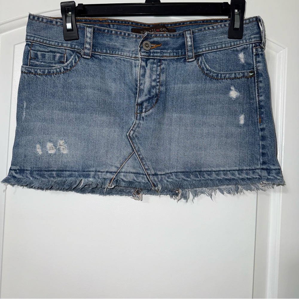 Vintage Hollister Jean Mini Skirt Women’s Size 1 Y2K Distressed Raw Hem Fray